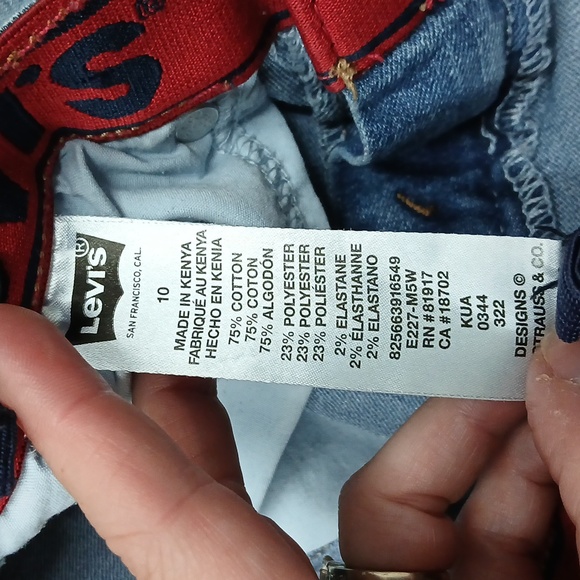 Boy’s Levi’s — 514 Straight Adjustable Waste Size 10 - Picture 5 of 8